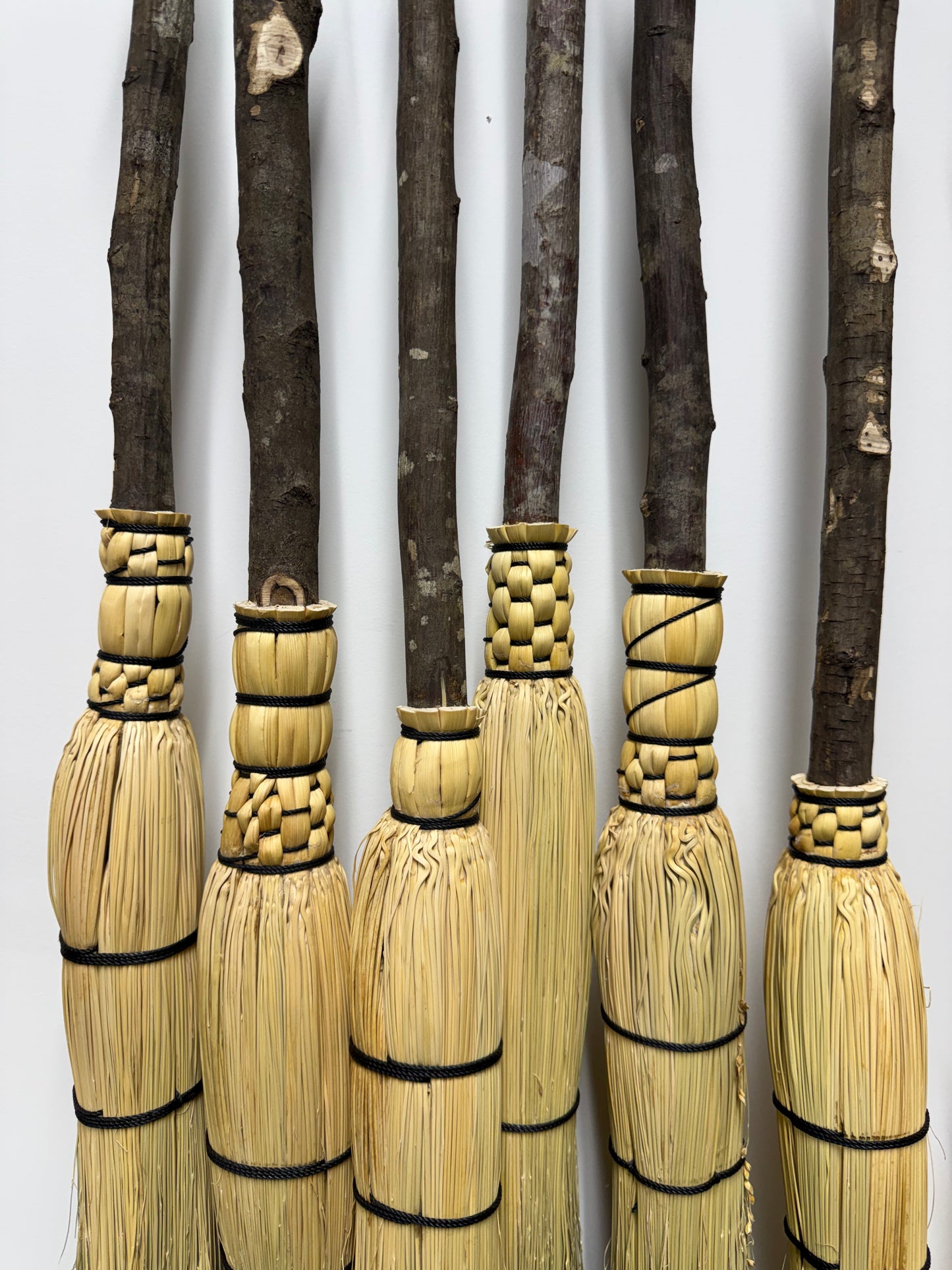 Broom Handles - Natural Ash 21"