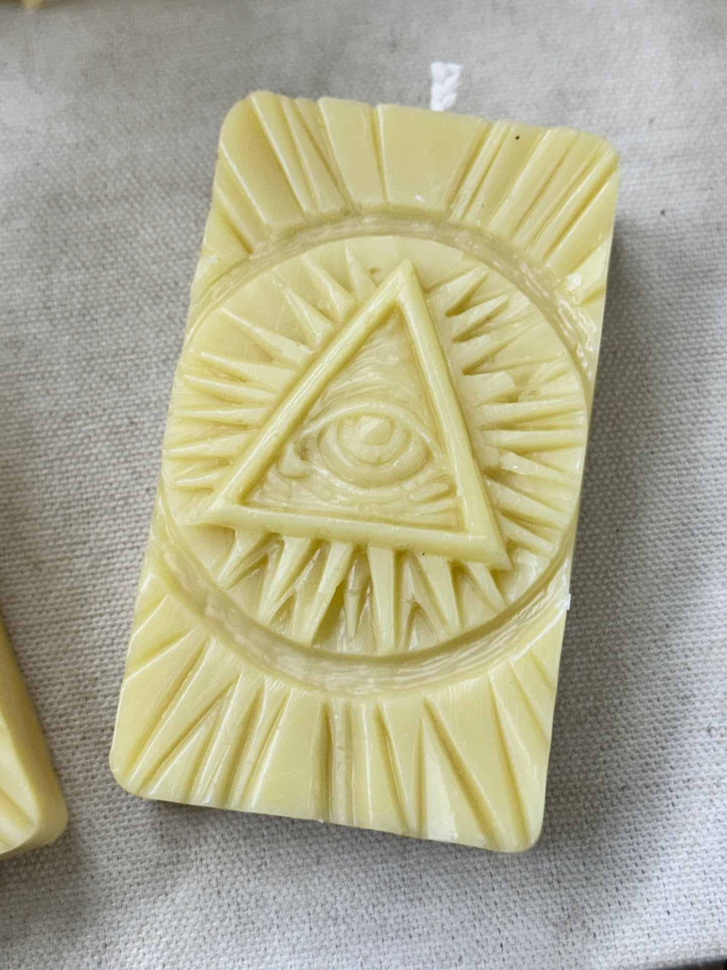 Light'er Up Beeswax Candles